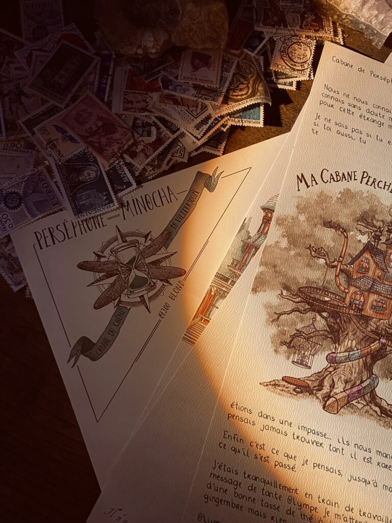 Photo de la lettre zéro de Perséphone avec enveloppe vintage et illustrations rétrofuturistes – Minocha Letters